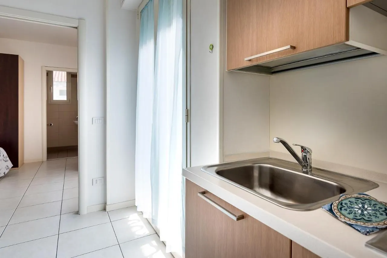 Residence Acqua Suite Marina Римини 3*,  Италия