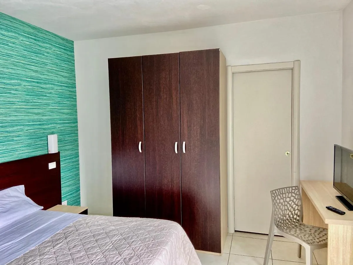 Residence Acqua Suite Marina Римини