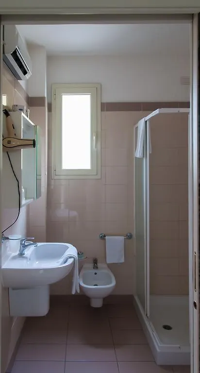 Residence Acqua Suite Marina Rimini 3*,