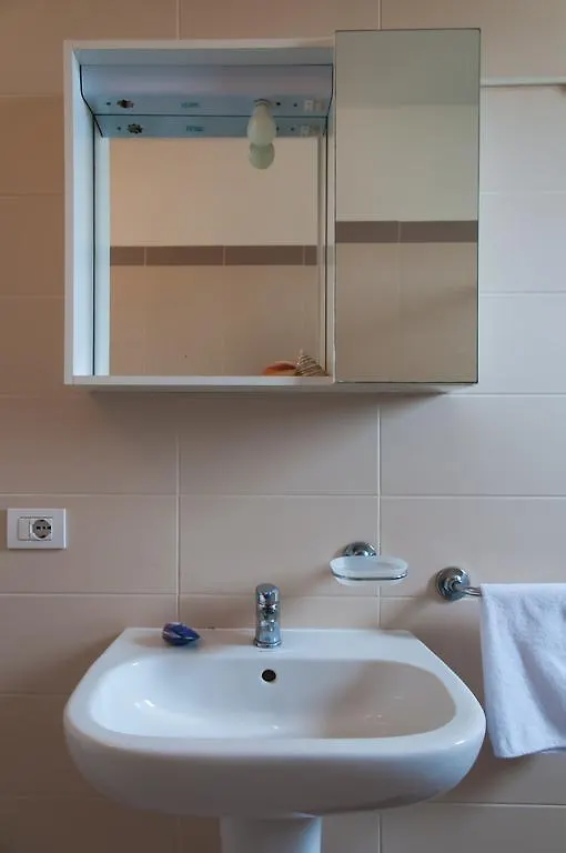 Residence Acqua Suite Marina Rimini 3*,